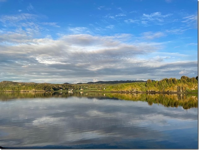 2022-06-01 21.43.23-1